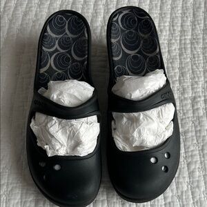 CROCS Black Slip-On Clogs